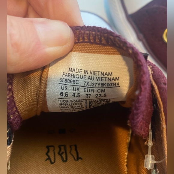 Converse Shoreline Women's Size 7 Shoes Burgundy Leather Laces Slip On Sneakers - Picture 3 of 3